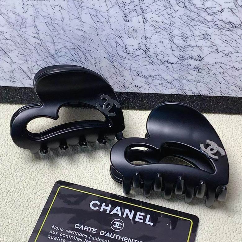 Chanel Hair Grab Clip  (4)